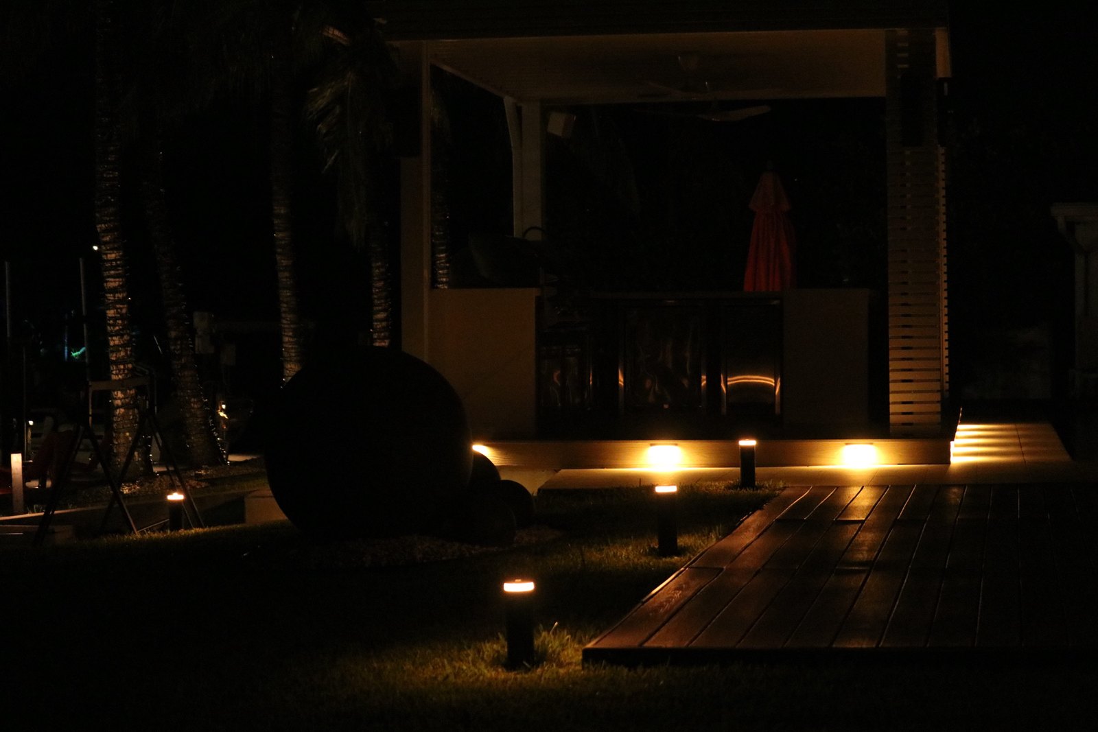 Path and deck lighting